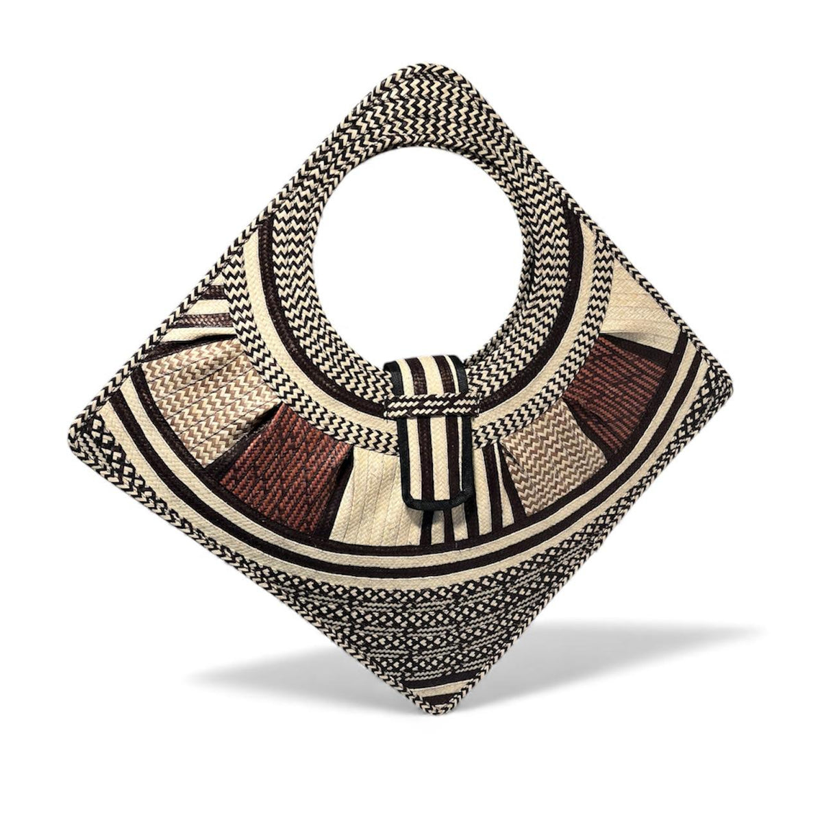 Multicoloured Diamond Hand-Woven Caña Flecha Handbag I, front view – handmade in Colombia by Fundación La Otra Vuelta for Stand Out and Shout Out