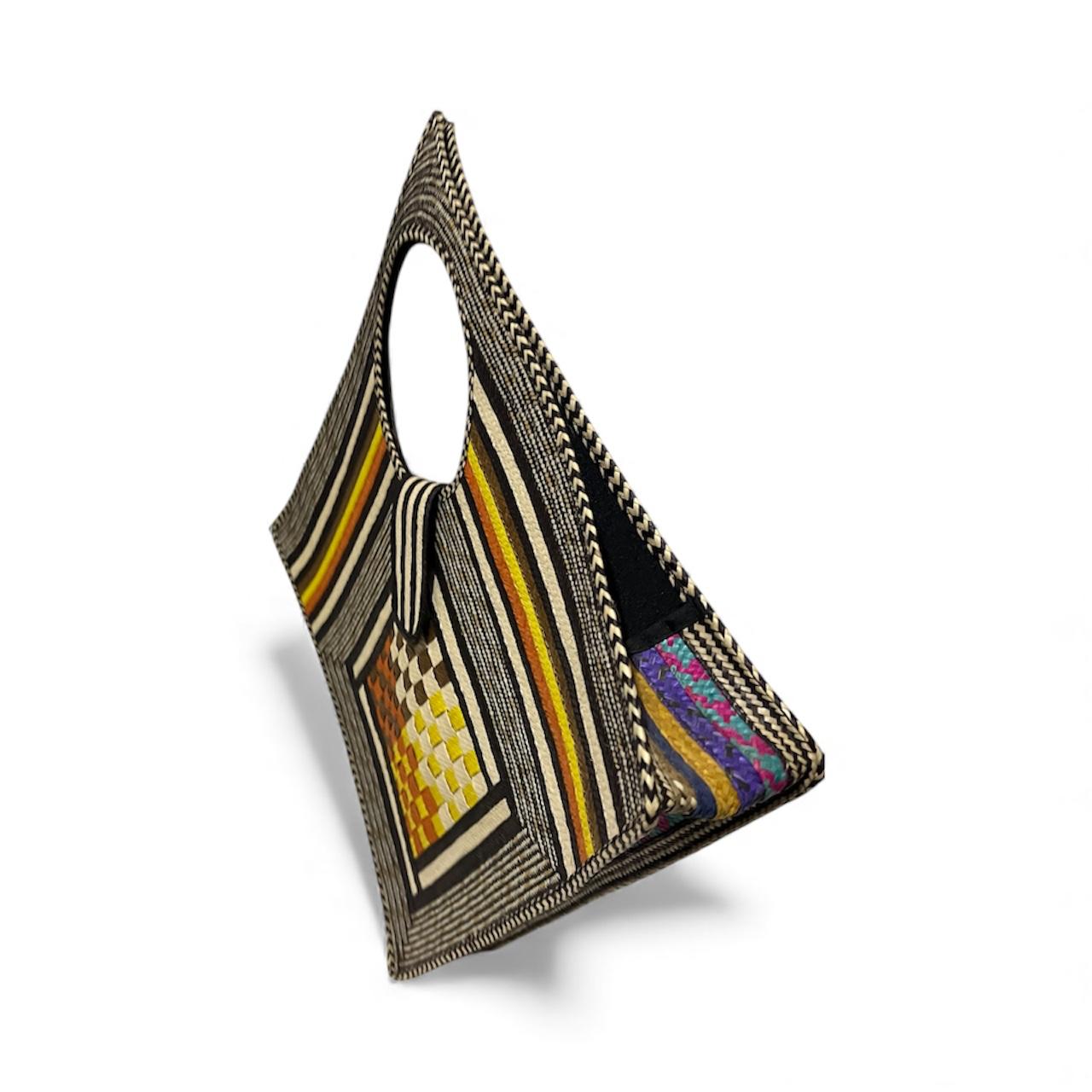 Bolso de mano para mujer Wawen con diseño de patrón de color neutro en forma de diamante