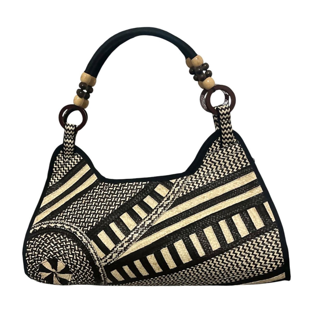 Geometric Pinwheel Caña Flecha Shoulder Bag with Beaded Handles, front view – handmade in Colombia by Fundación La Otra Vuelta