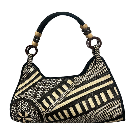 Geometric Pinwheel Caña Flecha Shoulder Bag with Beaded Handles, front view – handmade in Colombia by Fundación La Otra Vuelta