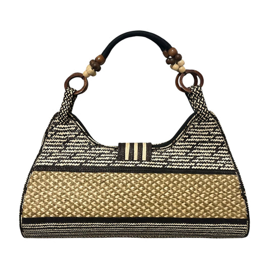 Brown Labyrinth Flap Caña Flecha Shoulder Bag with Beaded Handles, back view – handmade in Colombia by Fundación La Otra Vuelta